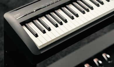 Kawai ES-120B digitaalipiano